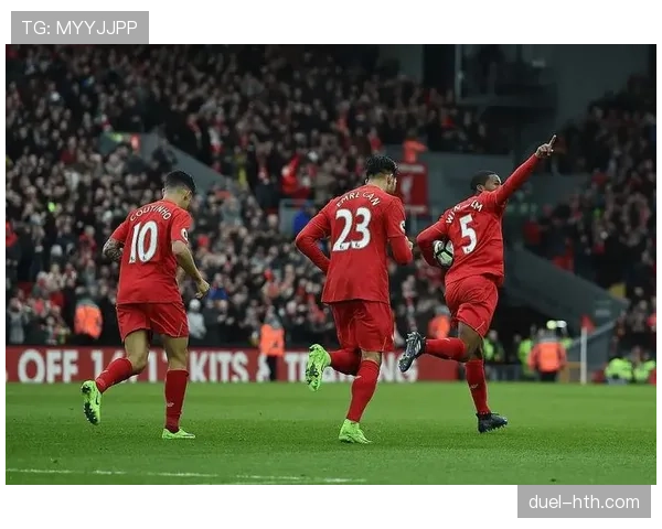 詹姆斯·塔科夫斯基状态回升，强势防守助球队英超锁定胜局